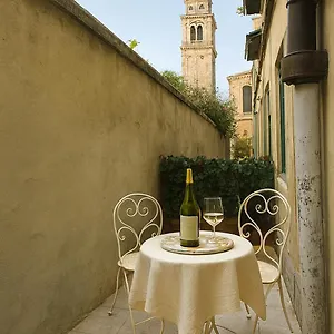 Calle De Le Pazienze , Venise Italie